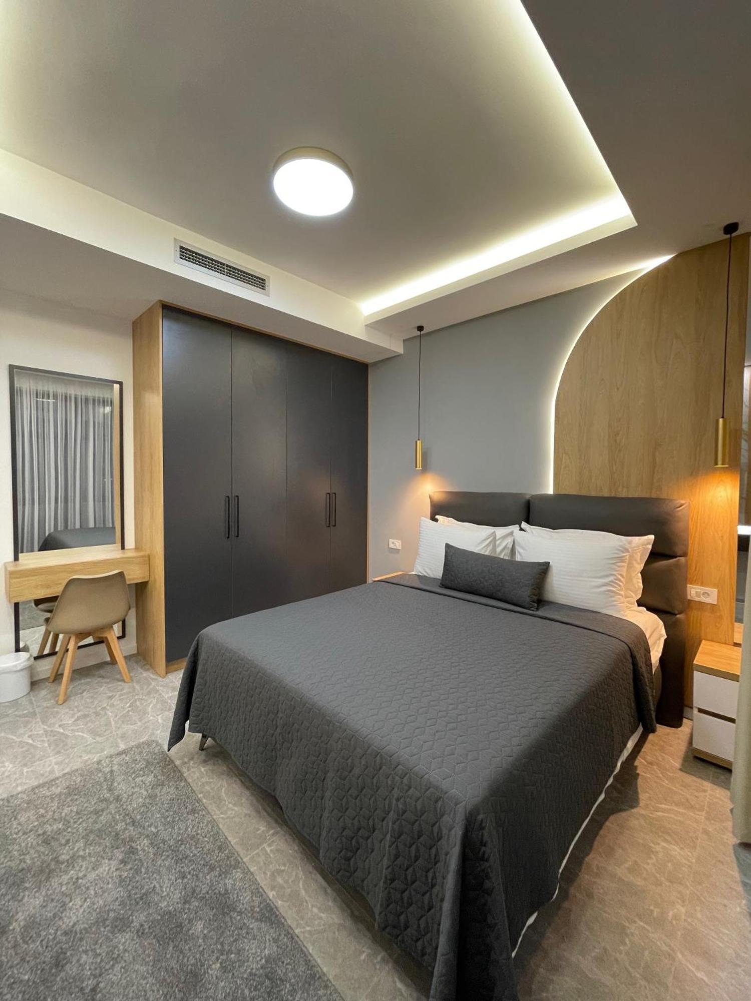 Hotel Maraj Ulcinj Bagian luar foto