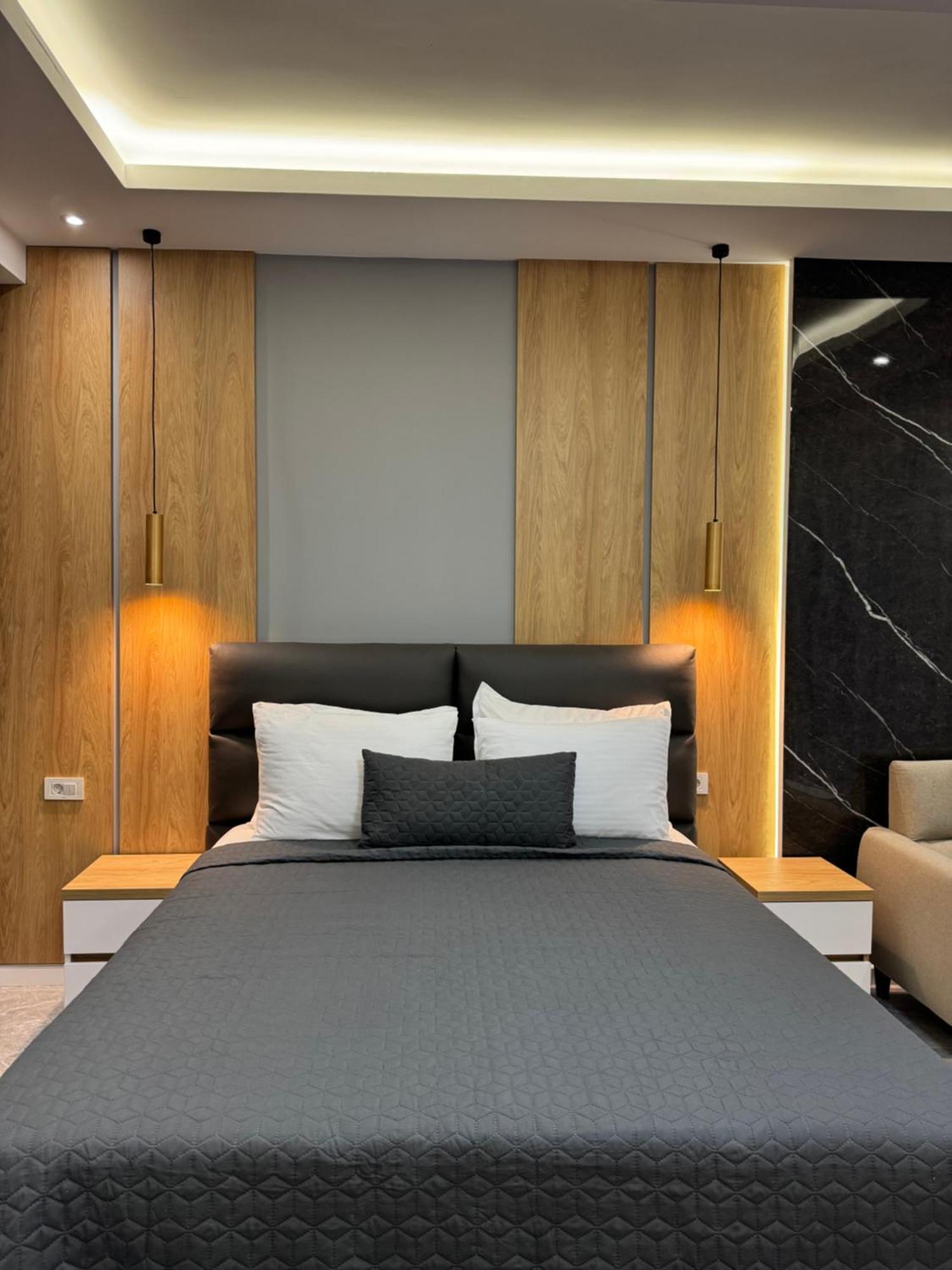 Hotel Maraj Ulcinj Bagian luar foto