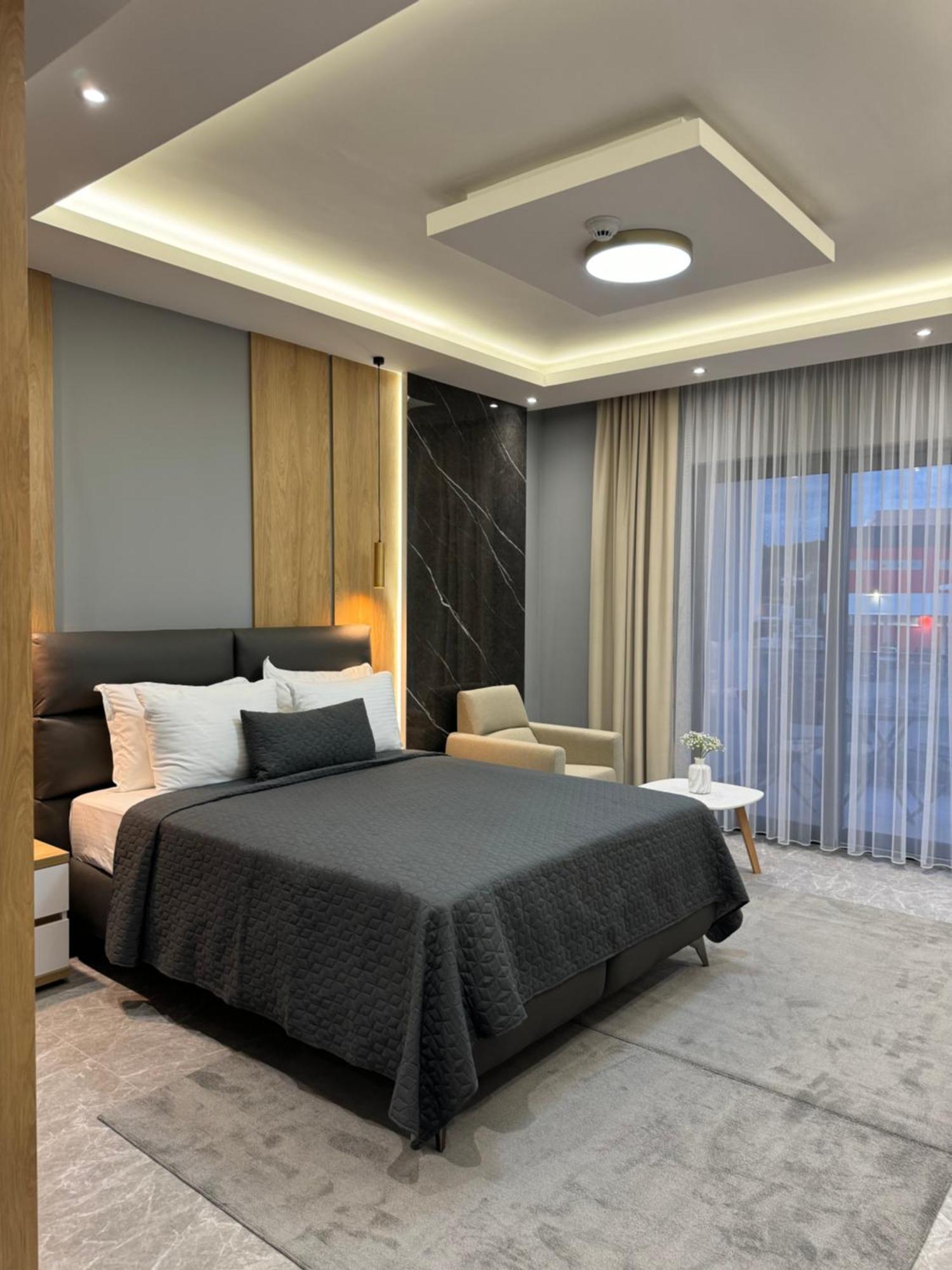 Hotel Maraj Ulcinj Bagian luar foto